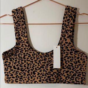NWT ARQ Wide Strap Bra in Leopard Size Medium
